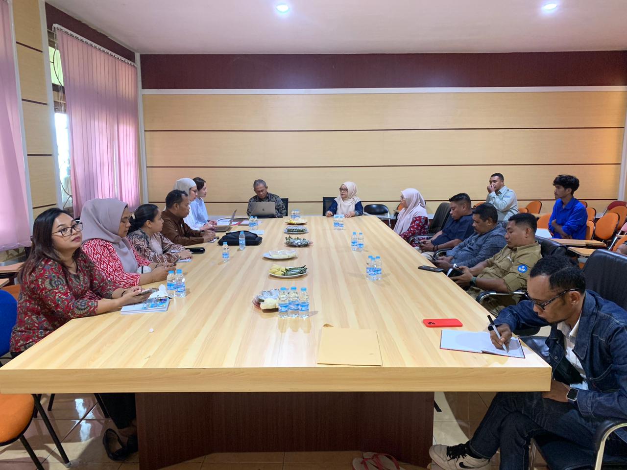 UI dan Unkhair Ternate Gelar FGD untuk Tingkatkan Literasi Budaya dan Sejarah Lokal di Maluku Utara